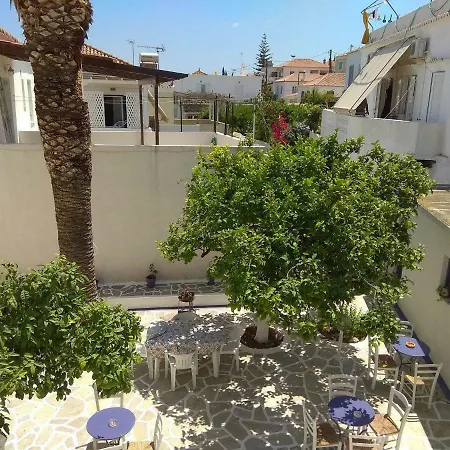 Old Harbor Apartments Spetses Town Exterior photo