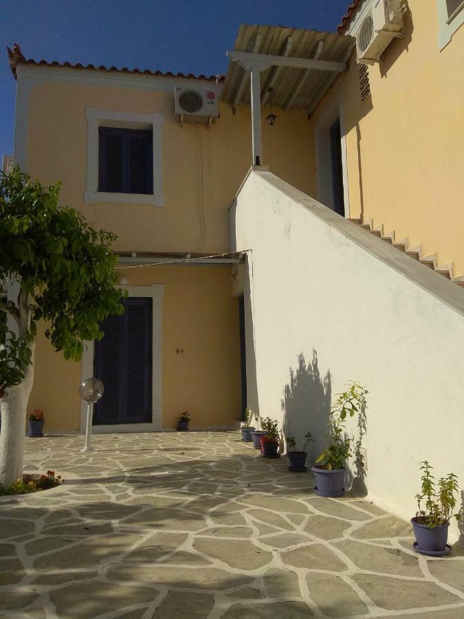 Apartment Old Harbor Spetses Town